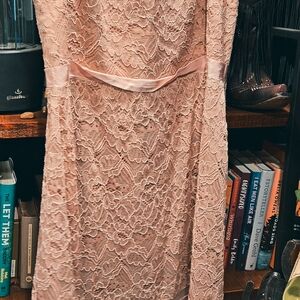 Elegant Pink Lace Dress